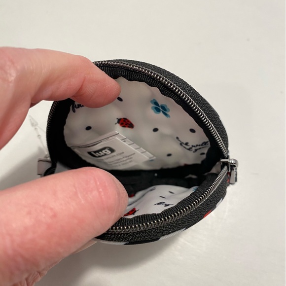 Lug Circle Pouch Ladybug Lane NWT. EMBROIDERED HEART - Picture 7 of 9